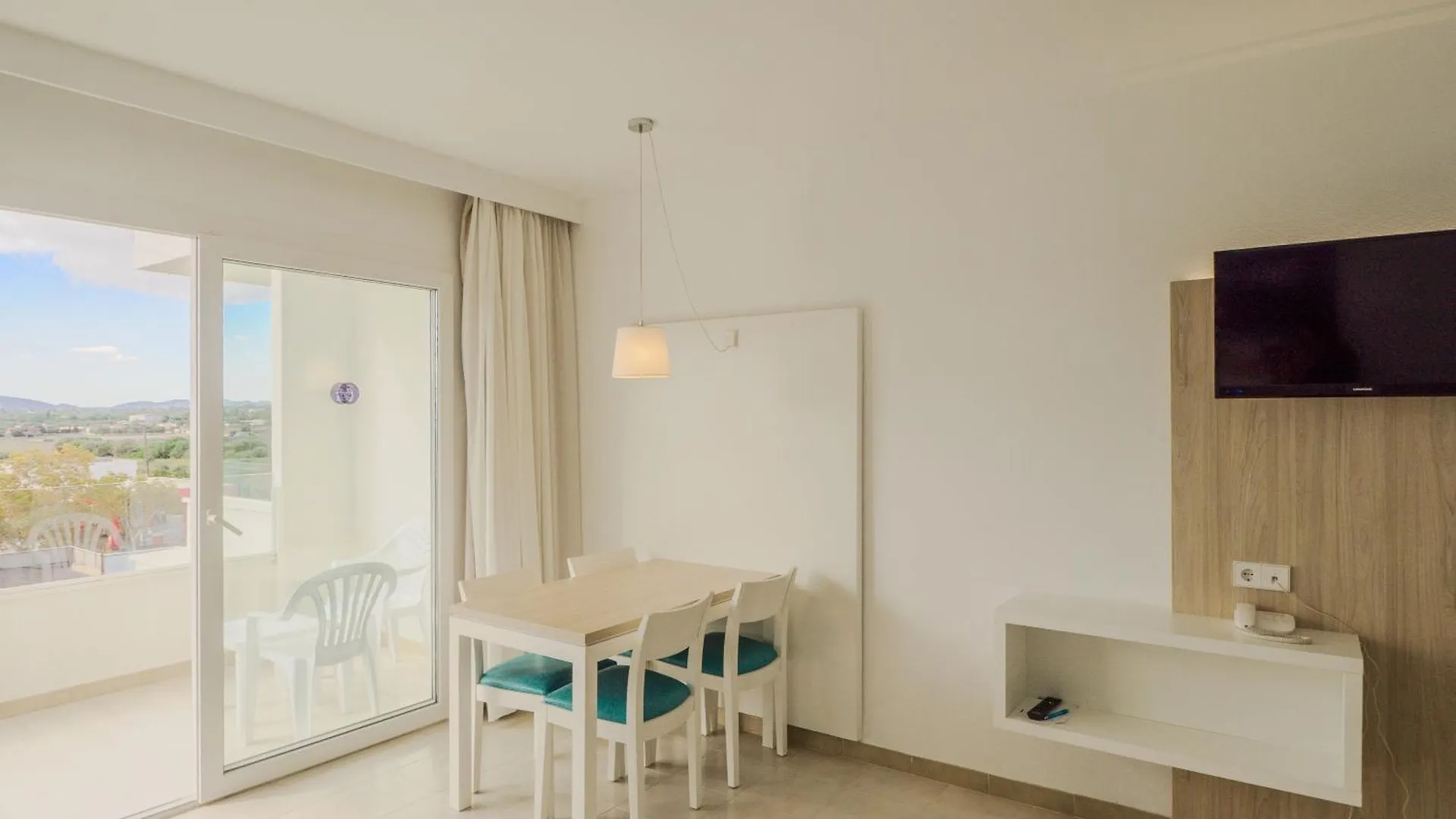 Apartamentos La Santa Maria Cala Millor  3*, Cala Millor (Mallorca)